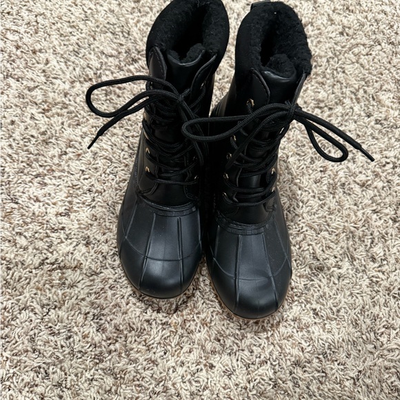 Just fab fuzzy rain boots - Picture 2 of 8